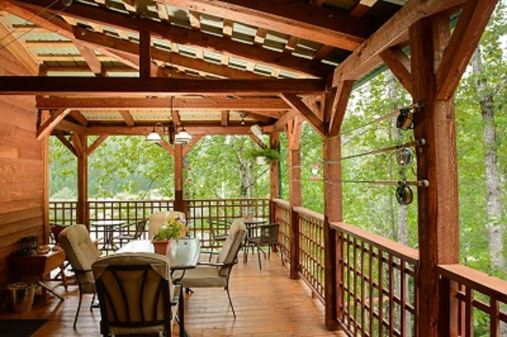 Auberge De La Riviere Matapedia - Matapedia River Lodge Routhierville Dış mekan fotoğraf
