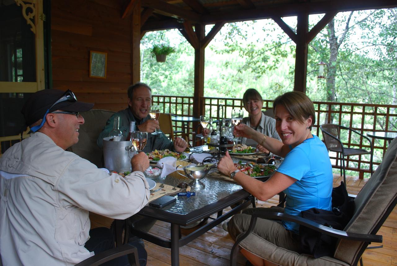 Auberge De La Riviere Matapedia - Matapedia River Lodge Routhierville Dış mekan fotoğraf