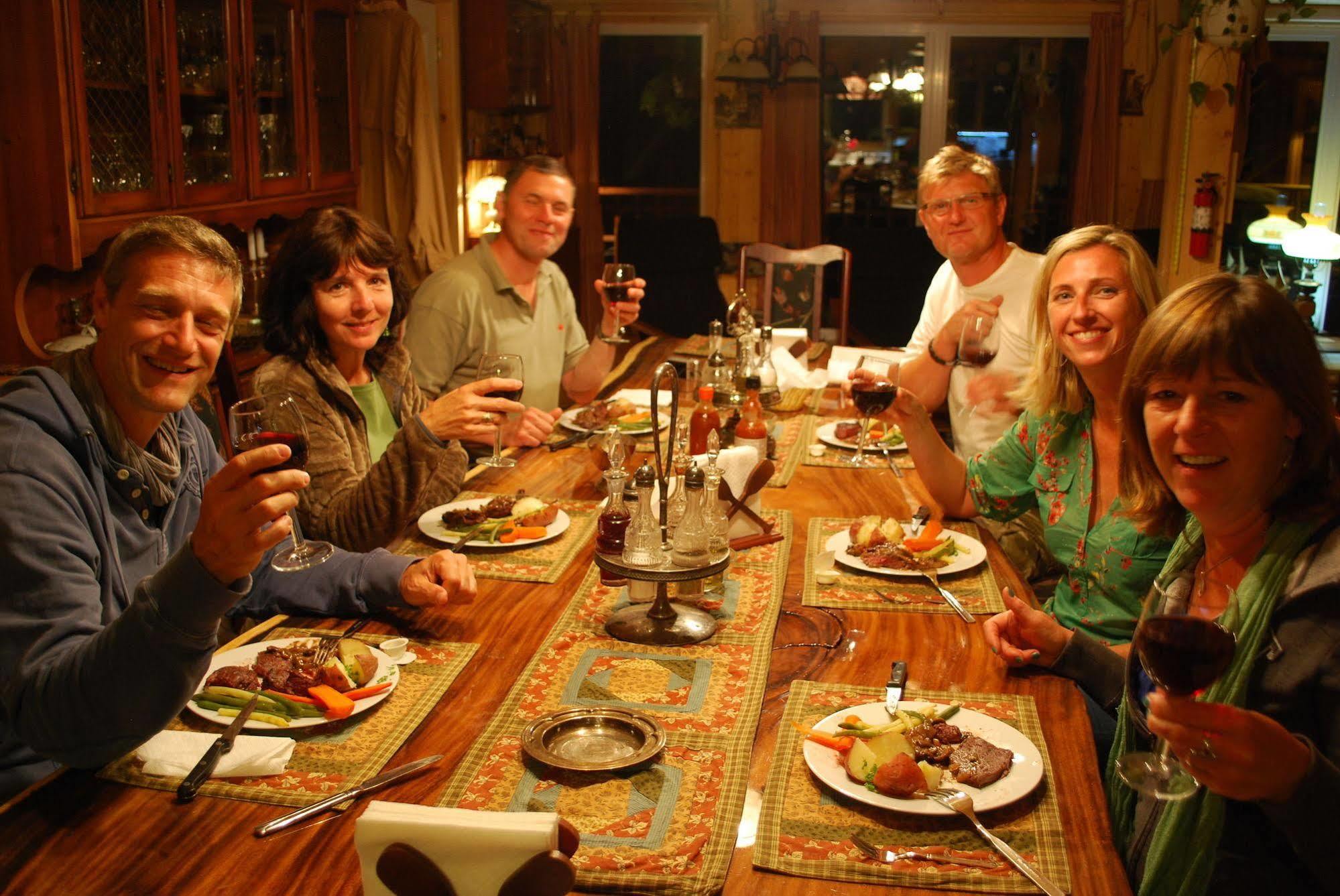 Auberge De La Riviere Matapedia - Matapedia River Lodge Routhierville Dış mekan fotoğraf